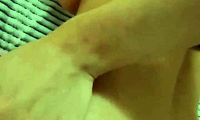 mačehov stric mi plača 200 dolarjev za jebanje z mano