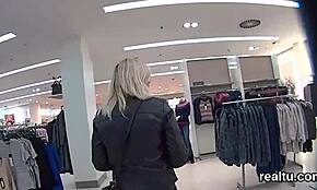 teen ceca 18+ sedotta al supermercato per pov scopata 😍