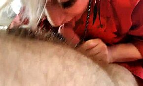 Ich liebe, wie meine reife Königin Aimee heiße MILF-Blowjobs gibt