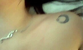 Skutečné amatérské domácí video krásné holky s tetováním - jhodez1
