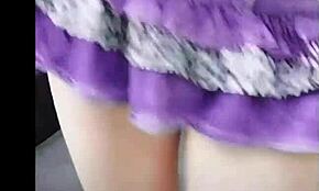 Twerking velké bílé prdele crossdresser sissy v amatérské akci