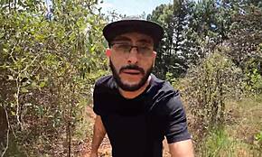 Utomhus threesome med två vänner efter träning blir vildt