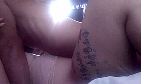 Уау съседката ме убеди да я чукам сама вкъщи!