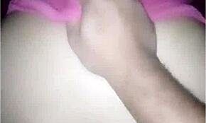 Min bästa väns mamma får sin fitta slagen hårt utan nåd