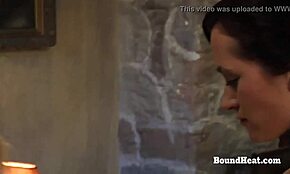 Gyönyörű strap-on és fehérnemű a mistressnek - Micsoda látvány!