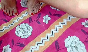 Bhabhi indiană frumoasă simte fiecare împunsătură tare de la iubitul furios