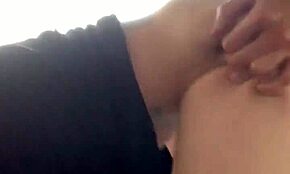 אשת השכן מזיינת בחור בן 19 במשאית יו-הול עם מציצה הפוכה