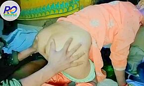 أخ وأخت ديسي ينيكان في سالوار كاميز مع أنين هندي