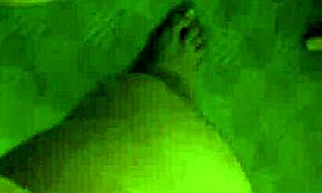 Я обожаю сосать член жаждущим молодым 18+ каждый раз