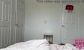 Macocha, ups, znaczy, jeździ mocno na tym kowbojskim wibratorze!