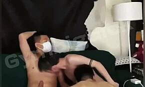 同性三人组亚洲业余帅哥无套猛干热辣动作