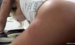 Vruća Milf Fabi Drumond glasno stenje jašući kurac zubara!