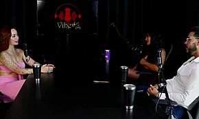 Safada Göğüslerini Gösterip Damada Kıç Sallıyor, Brezilya Çiftlerinin İkiyüzlülüğünden Sonra - Çift Cherie Sheer Red'de İzleyin