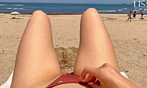 Непознат напълва устата ми на обществен плаж 😜