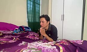 Sex real pe drum cu o fată cu sâni mari și fund mare