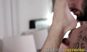 İnek Gay Adam Jockstrapte Götü Sert Sikiliyor