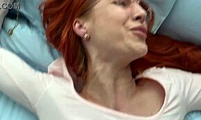 Ansío a mi Novia Pelirroja Little Dragon para Sexo Salvaje