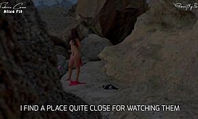 Плажна ръчна работа на ексхибиционистко пътуване. Хващам две момичета да се показват на паркинга!