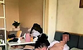 一对帅气亚洲同志业余生干激烈上阵