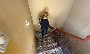 हॉट पत्नी नेबर के साथ लॉन्ड्री रूम में छुपती है - अब चूसो मुझे!