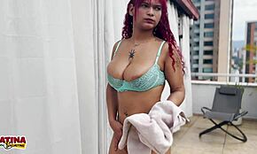 Scarlette Flame, latină de 18 ani cu țâțe mari, primește creampie gras în pizda de adolescentă strânsă pentru casting. Șoc prima dată!