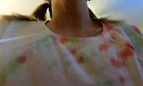 Enteada Não Consegue Dormir e Se Esconde na Cama do Padrasto por Conforto