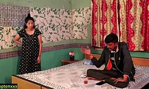 เมียหมู่บ้านบริสุทธิ์สำรวจเซ็กส์ฮินดีสมัยใหม่ด้วยหีแน่น