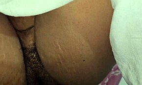 Eurobabe Dientot Bokongnya, Tunjukkan Lubang Menganga