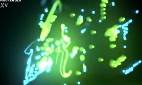 Брюнетка Мама Санта любит грубый анал в догги и минет