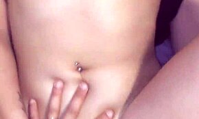 Хеј, маћехо, хоћеш да осетиш како свршавам унутра? Хајде да то учинимо дивљим вечерас!