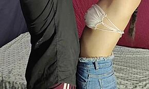 Yo, stiefzusje klaar voor feest en ik werd gek