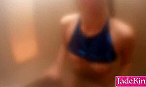 OMG, Ngewe Sembunyi Sama Pacar di Sauna Umum, Hampir Ketahuan!