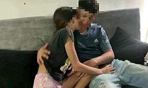 Dristig gudinne får intens massasje-aksjon