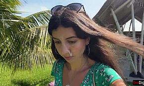 공개 카페에서 정액 얼굴에 묻히고 파스타 카보나라 먹기?