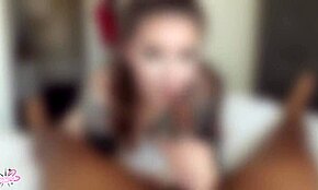 Ei, deixa eu provar o ponto metendo nessa buceta molhada!