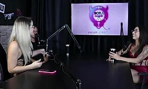 Luciana Picchi v průsvitné červené spodní prádle v reality show