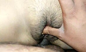 अरे, क्या तुम तैयार हो इंडियन वाइफ जैसी इंटेंस एनल एक्शन के लिए?