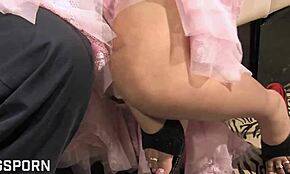 Wah Wow, Gadis Jepang Memek Basah Ditumbuk di Klub Tokyo!