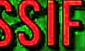 Negro mare cu pula groasă mi-a futut curul și pizda în mașină