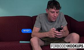 שדופה חומה מרגישה עונג אינטנסיבי כשמזיינים אותה אח חורג