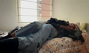 dos lesbianas guarras follan con chaquetas y botas de cuero, amateurs homemade tits boots latina orgasm fingering tribbing scissoring colombian