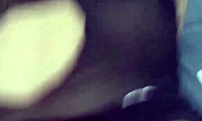 Bokep Indo diajak mampir rumah tetangga saat suami mancing?