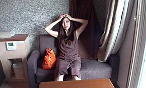 美しい熟女日本人妻とロマンチックセックス