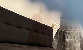 Sobrina monta al profesor sola en casa 😏