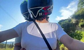 recogi un cliente de didi sin sostén y se dio cuenta de mis grandes tetas