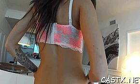 Tenår playgirl knullet i reality casting