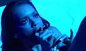 Vacker brun sjuksköterska väckte mig och red på kuk på sjukhuset 😍