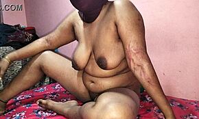 สาวบ้านหีคับครั้งแรก