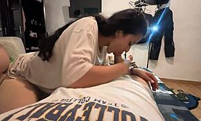 Neuvěřitelná mamada od mé nevlastní sestry, když jsme byli sami doma