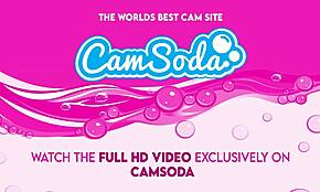 Tetek Besar Lesbian MILF Pengalaman Glory Hole Sushi